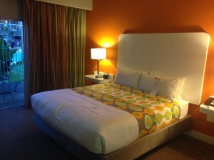 The color palate of the rooms and common area is pleasing.