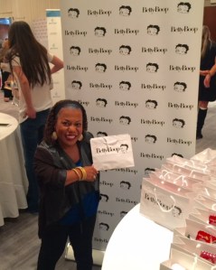 (actress loves Betty Boop - Photo by Jill Weinlein)